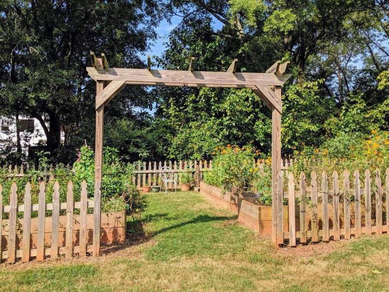 Wood Trellis Mounting