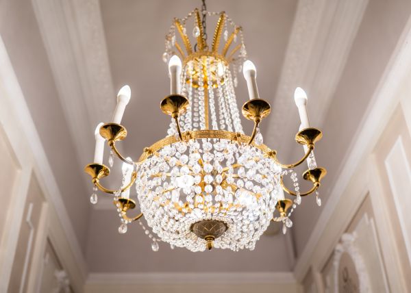 Chandelier Light Replacement in Athens
