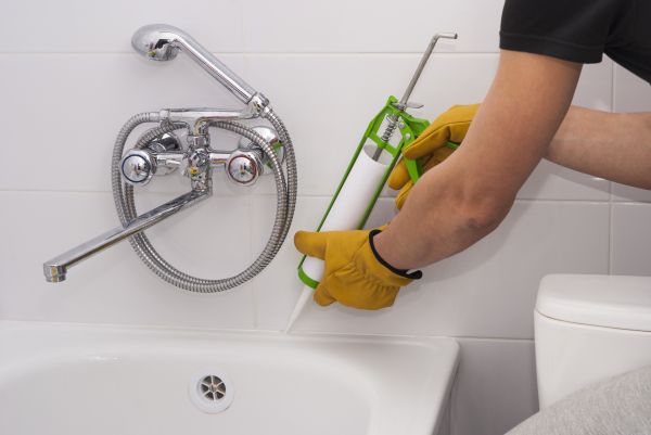 Bathtub Caulking in Athens